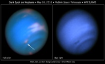 Imagen de Neptuno, con el vórtice oscuro señalado por una flecha. A la derecha, visto con luz azul. Imagen: M.H. Wong/J. Tollefson. Fuente: NASA/ESA/UC Berkeley.