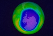 Simulación del agujero de ozono, según datos de octubre de 2015. Fuente: Centro de Vuelos Espaciales Goddard de la NASA/MIT News.