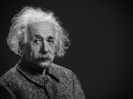 Albert Einstein. Imagen: ParentRap. Fuente: Pixabay.
