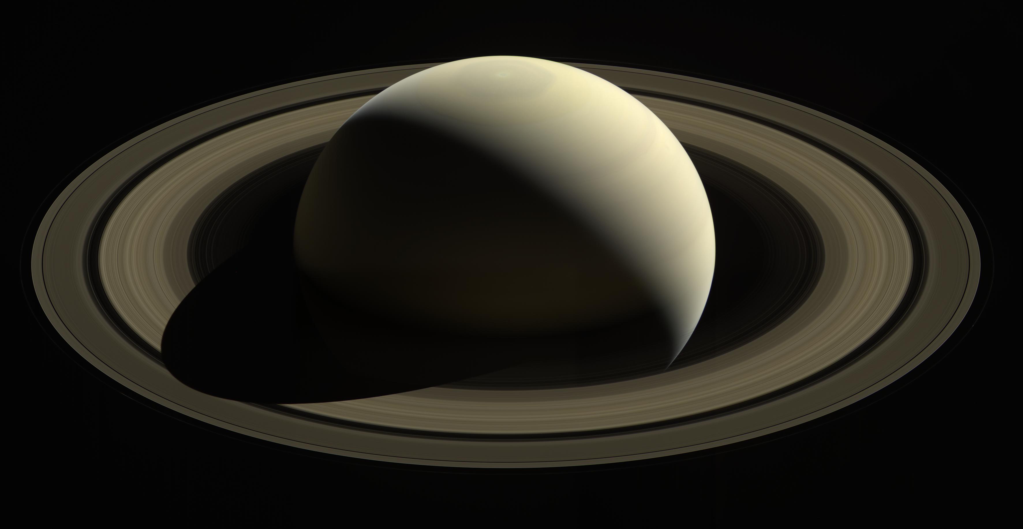 Saturno. NASA/JPL-Caltech/Space Science Institute.