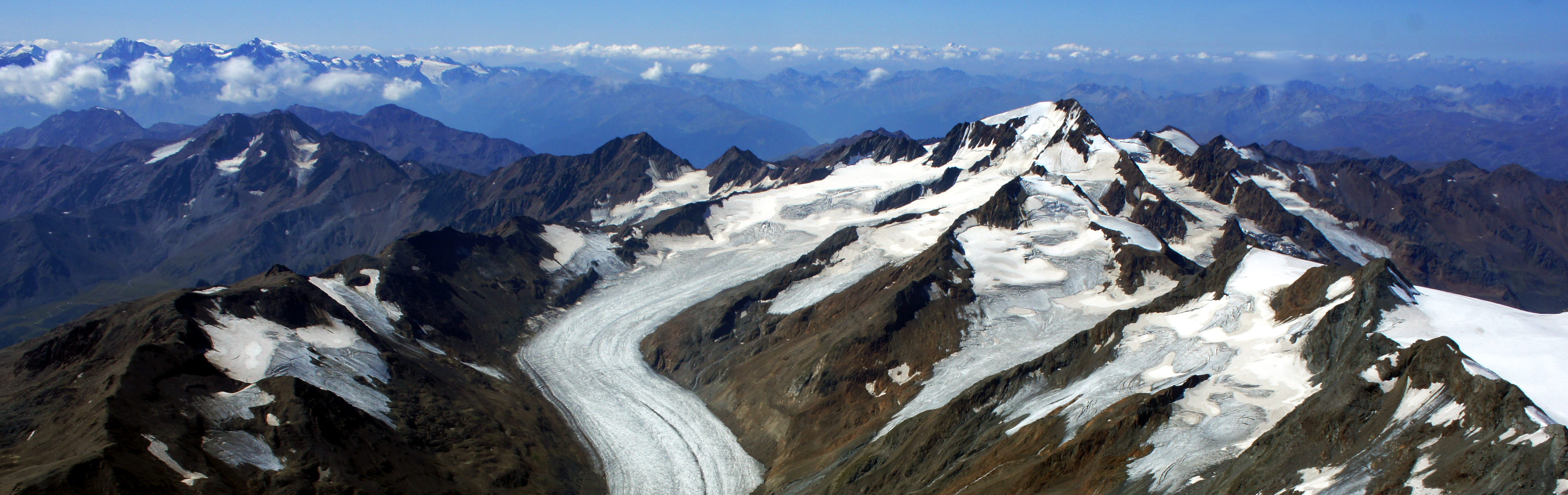 Los efectos del calentamiento global son patentes en el glaciar Hintereisferner, en el Tirol (Austria): sus depósitos de nieve ya no son suficientes para mantener el equilibrio del glaciar. Foto: Institute of Atmospheric and Cryospheric Sciences.