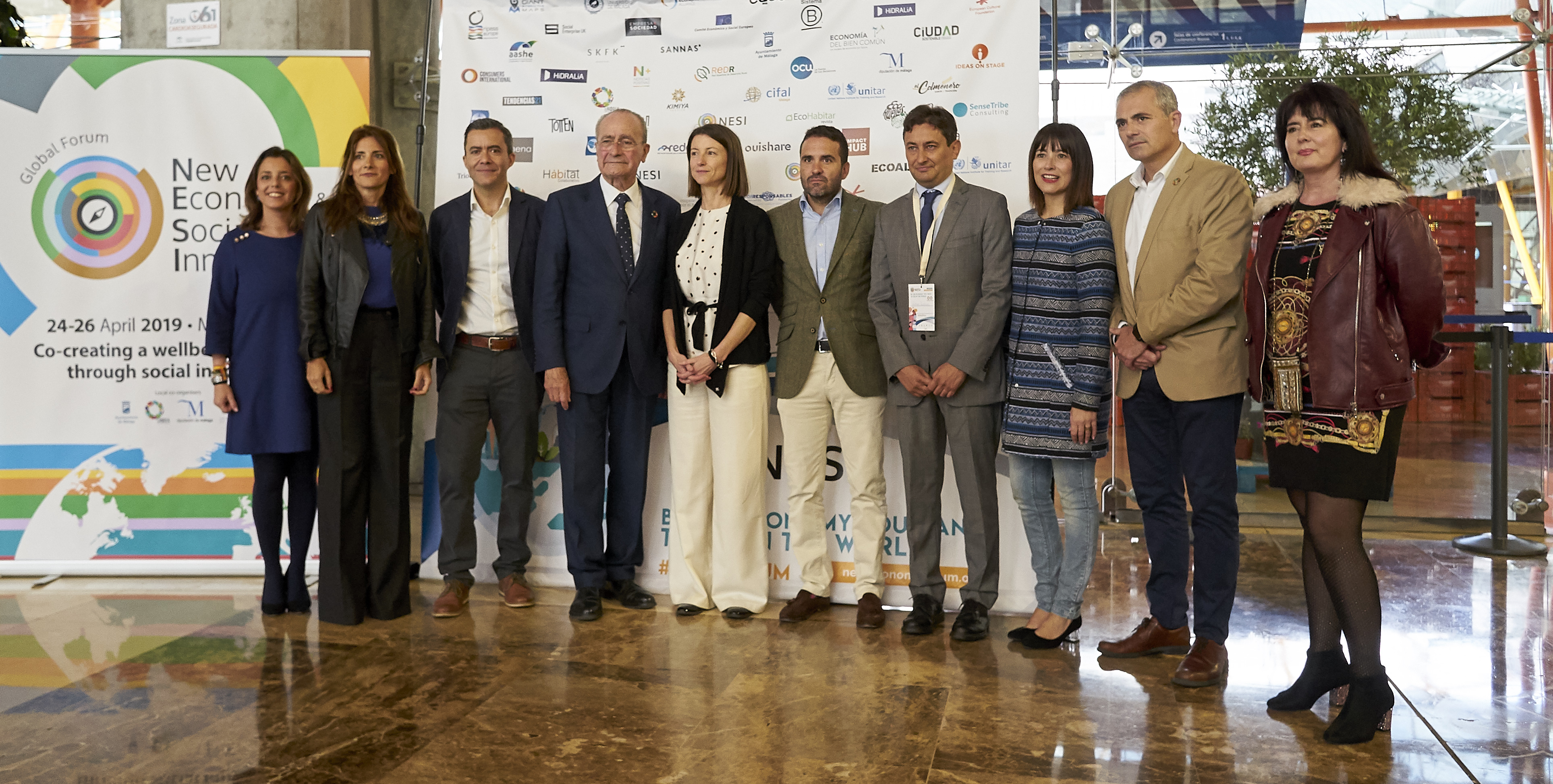 Foto de familia de los representantes de las entidades organizadorasy colaboradoras de NESI Global Forum 2019. Foto: NGF.