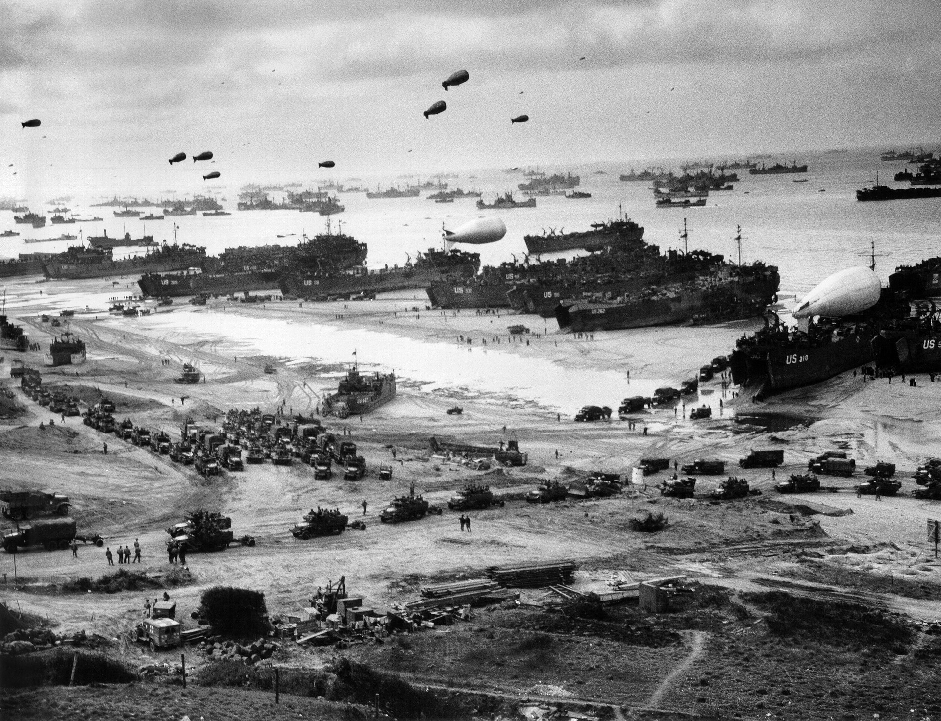 El desembarco de Normandía forma parte de la memoria colectiva. Imagen de WikiImages en Pixabay