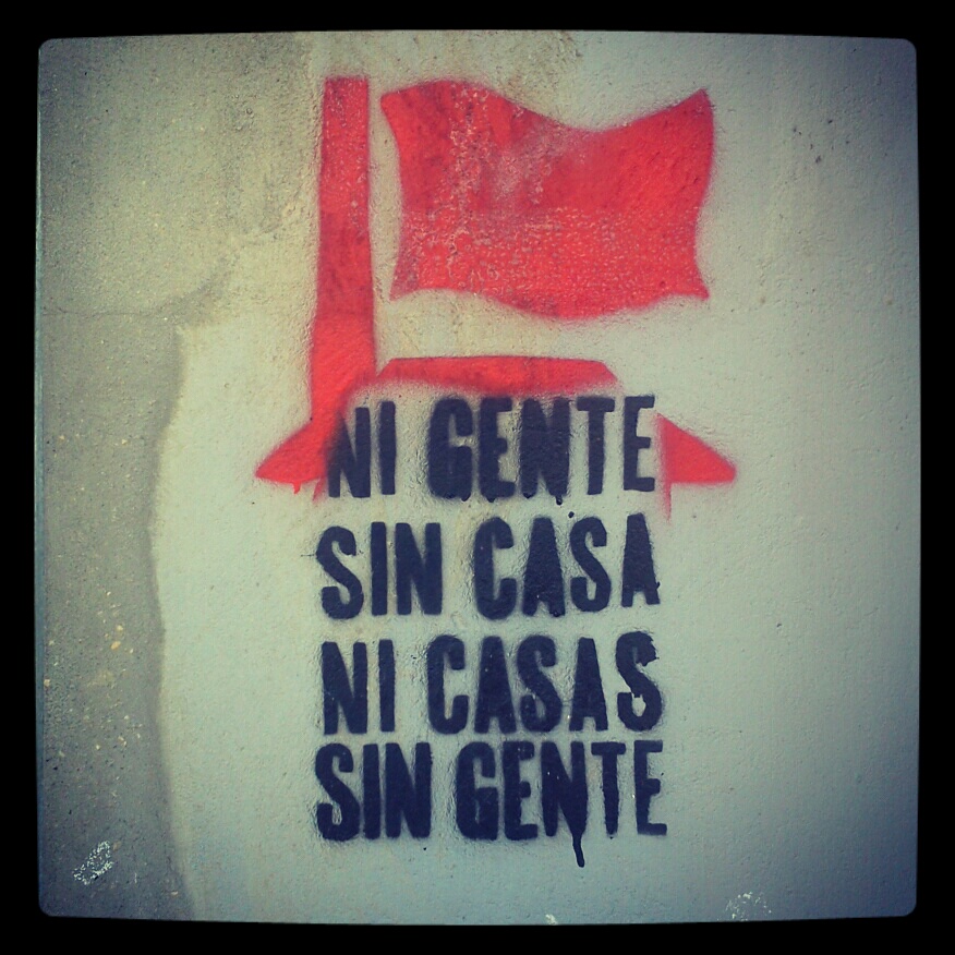 Esta frase se ha convertido en el eslogan del movimiento corrala. Fuente: Ksar Feui.