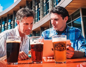 Rob Nowak y Kevin Jamieson. Fuente: Nick Berard/UW.