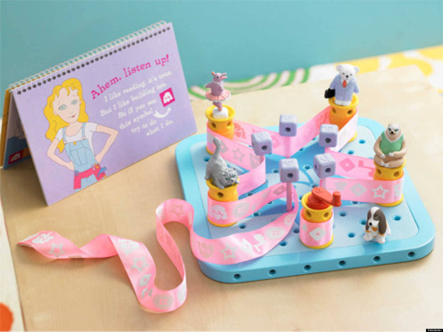 Un juego de GoldieBlox que fomenta que las niñas hagan construcciones. Fuente: Kickstarter.com.