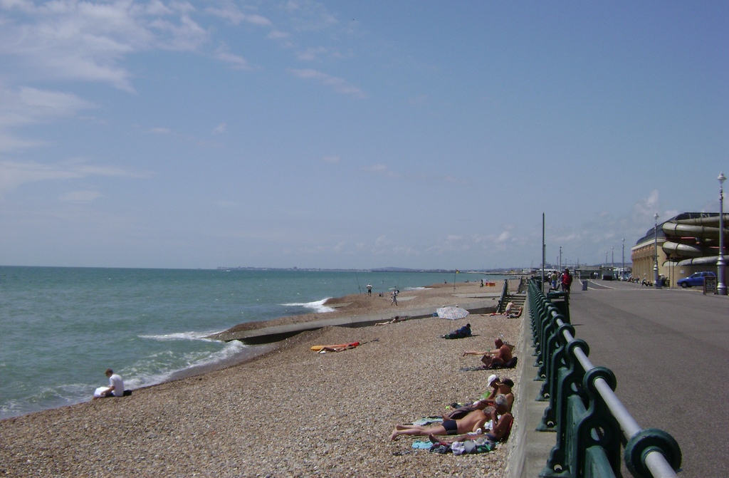Playa de Brighton, Inglaterra. ¿Seguirán eligiendo los británicos sus playas en 2014? Imagen: javierdoren. Fuente: Flickr.