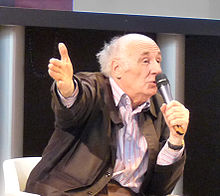 Jacques Roubaud en el Salón del Libro de París en 2010. Imagen: Ji-Elle. Fuente: Wikipedia.