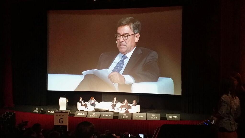 El economista Juan Torres López en el panel 'Los costes de la Jurisdicción Universal'. Foto: FIBGAR