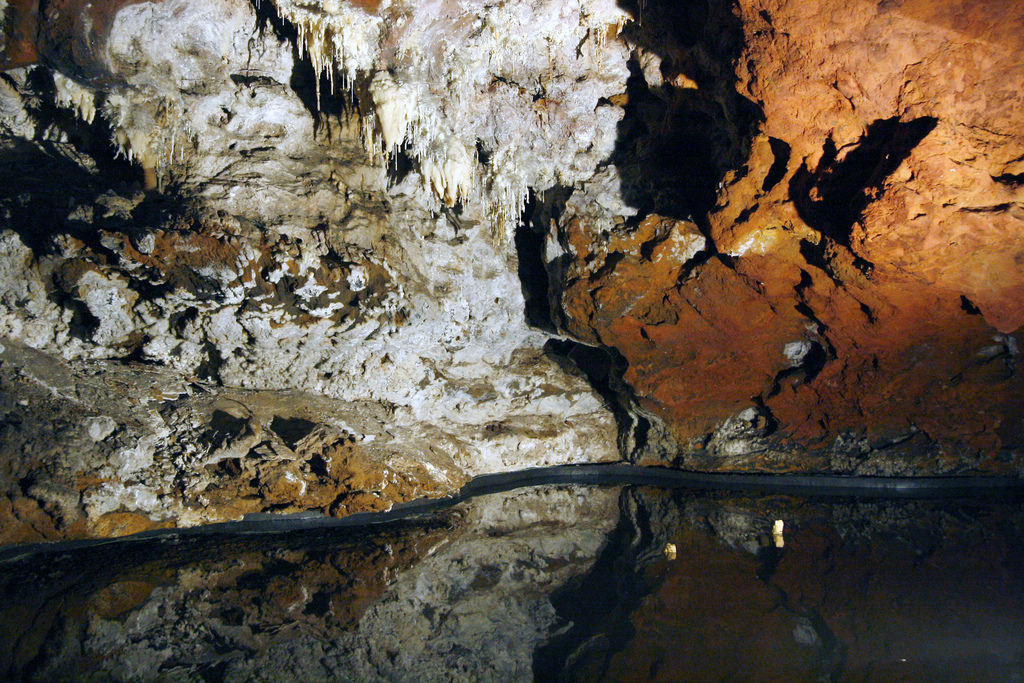Cueva de El Soplao, en Cantabria. Imagen: tusdestinos.net. Fuente: Flickr.