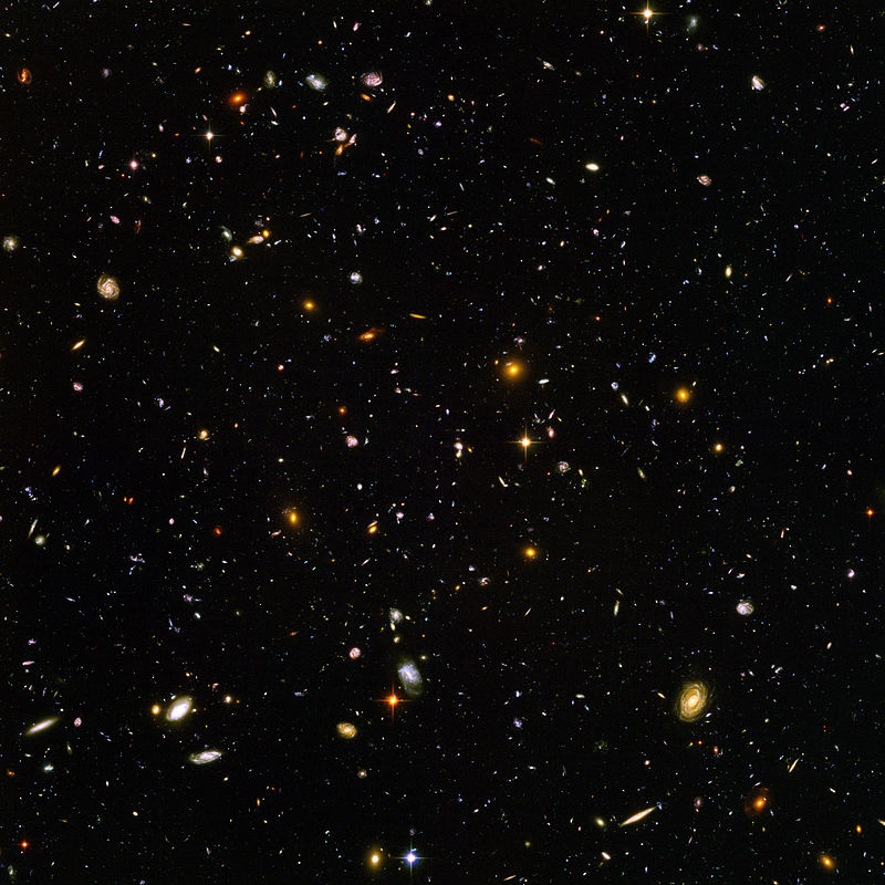 Imagen proporcionada por el telescopio Hubble del espacio lejano, cuando el universo era más caliente y más concentrado de acuerdo con la teoría del Big Bang. Fuente: NASA y ESA.
