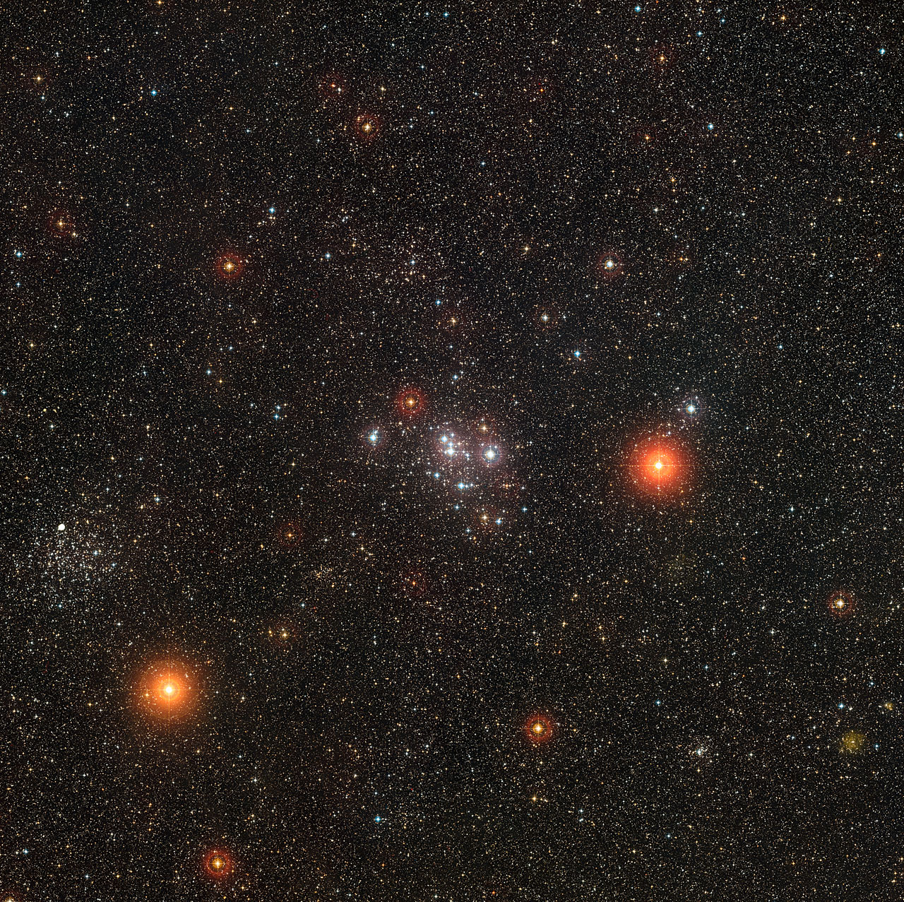 Imagen de amplio campo de los cúmulos Messier 46 y Messier 47. Fuente: ESO.