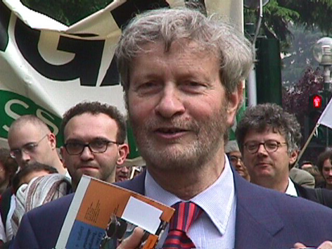 Gianni Vattimo en mayo de 1999. Imagen: Giovanni Dall'Orto. Publicada bajo la licencia Attribution vía Wikimedia Commons.