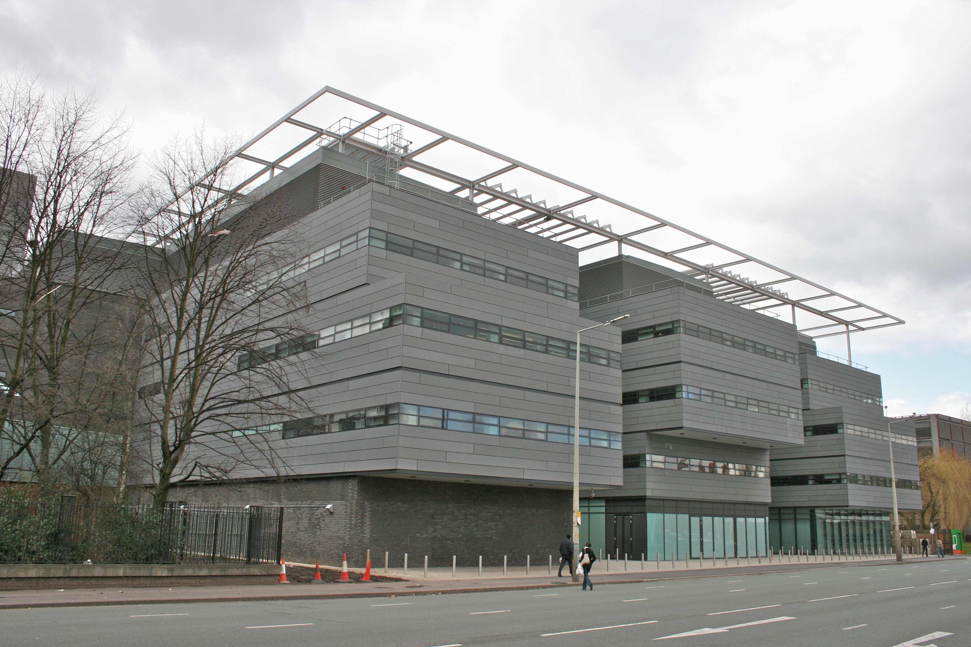 Edificio Alan Turing en la Universidad de Manchester. Foto: Mike Peel.