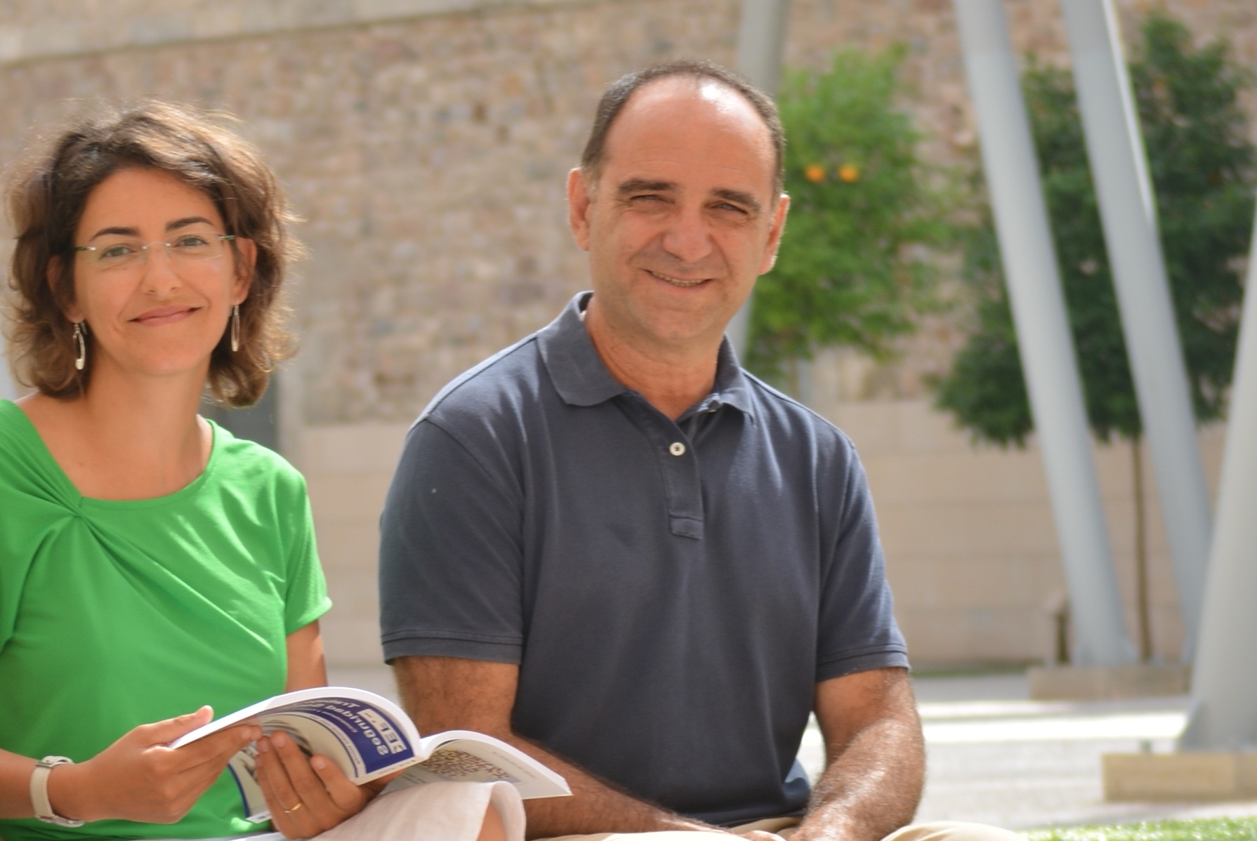 Ignacio Segado y Maria Eugenia Sánchez, dos de los investigadores que asesorán a las empresas en RSC. Fuente: UPCT.