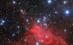 Paisaje cósmico esculpido por el viento de las estrellas: retrato de un cúmulo estelar