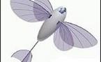 Crean un robot-colibrí capaz de volar batiendo sus alas