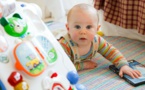 Los bebés adaptan su comportamiento para evitar la ira de los adultos