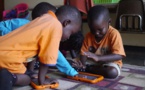 Las tabletas ayudan a alfabetizar a niños pobres