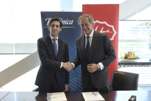 Telefónica y ACCIONA firman un acuerdo para el suministro de energía eléctrica renovable en 2018
