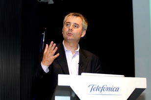 El físico rumano, Albert-László Barabási El físico rumano, Albert-László Barabási