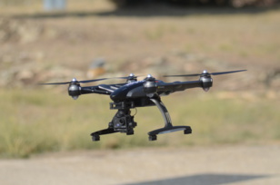 Telefónica presenta las posibilidades de la miniaturización de la Red 4G en un entorno real para labores de rescate y supervisión Telefónica presenta las posibilidades de la miniaturización de la Red 4G en un entorno real para labores de rescate y supervisión