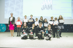 Más de 700 niños entre 9 y 13 años participan en la primera Game Jam Junior de Talentum