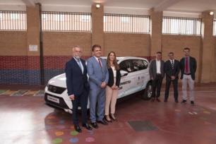 Telefónica, SEAT y Ericsson presentan en talavera de la reina el primer caso de uso de conducción asistida de un vehículo particular en Castilla La Mancha Telefónica, SEAT y Ericsson presentan en talavera de la reina el primer caso de uso de conducción asistida de un vehículo particular en Castilla La Mancha