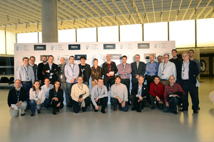 En el centro Carlos Domingo, presidente y CEO de Telefónica I+D, y miembros del equipo de la compañía española, junto a los galardonados con los Premios ‘Patent Club’, que se conceden anualmente a los inventores que hayan destacado con sus patentes, bien por su originalidad y excelencia, bien por el número de registros.