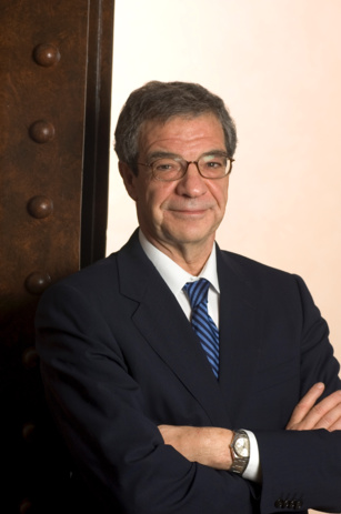 César Alierta: “La revolución digital no tendrá lugar sin el sector de las telecomunicaciones” César Alierta: “La revolución digital no tendrá lugar sin el sector de las telecomunicaciones”