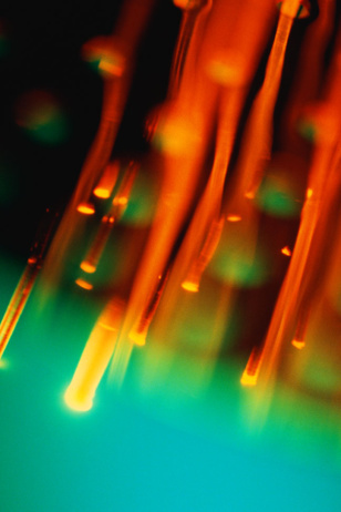 Telefónica conectará 2,6 millones de hogares de Cataluña con fibra óptica este año Telefónica conectará 2,6 millones de hogares de Cataluña con fibra óptica este año