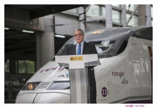 Renfe y Telefónica inician el proyecto para ofrecer conectividad wifi y contenidos digitales en trenes y estaciones de Cercanías