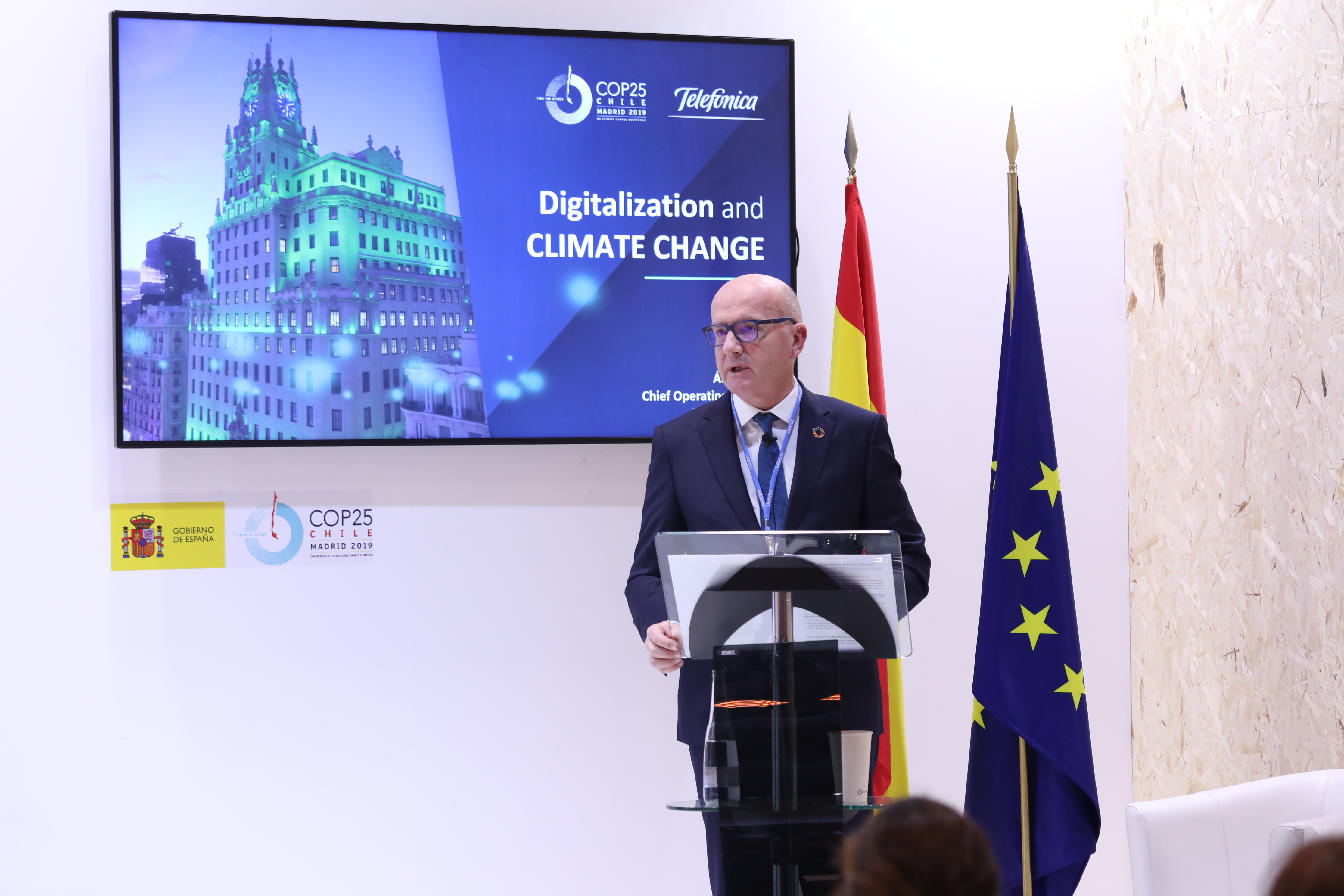 Momento de la intervención de Ángel Vilá en la COP25. Telefónica.